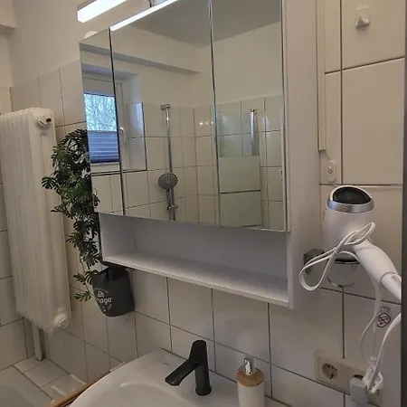 Birkenhain شقة Geltorf